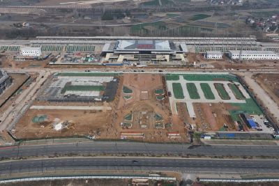 城西高铁新城站前广场及配套设施建设项目建设正酣