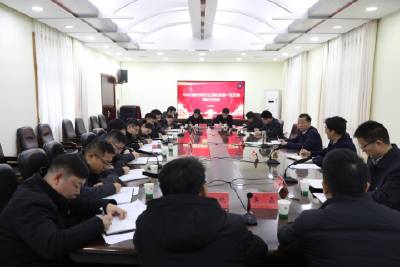 李兴兵参加所在党支部组织生活会