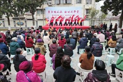 聚巾帼风采 绘时代华章