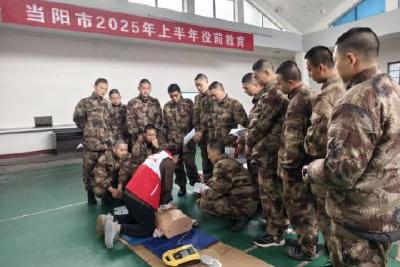 应急救护进军营  筑牢军旅安全线