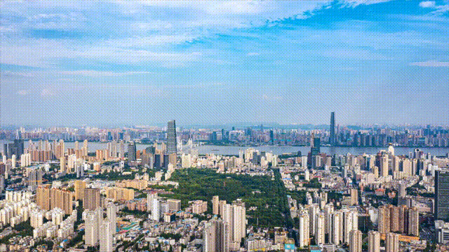 万里长江沐春晖