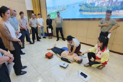 当阳市红十字会开展应急救护培训进党校活动