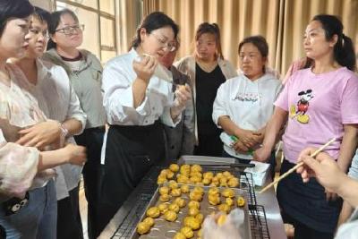 当阳市首届西式面点培训班正式开班