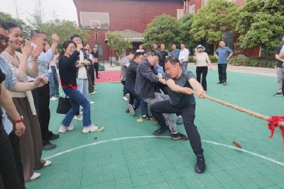 当阳市2025年春季科级干部和中层骨干进修班举办趣味运动会