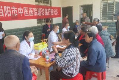 专家下乡巡诊 村民乐享“家门口”的健康服务