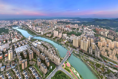 【众志成城 首创首成】咸宁：一座和谐宜居的山水之城