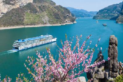 经济大省挑大梁｜潮涌楚天千帆竞——湖北加快建成中部地区崛起的重要战略支点