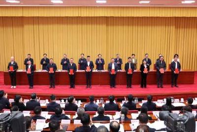 奋力把“七大战略”施工图变成实景图