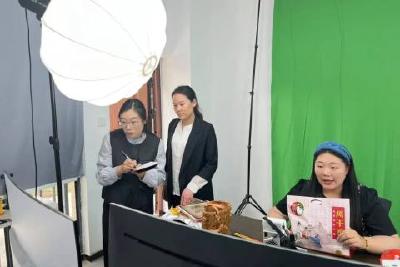 沉浸式助企！荆门干部化身“临时秘书”