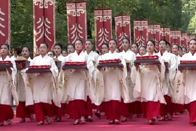 跟着总书记看中国｜千年文脉 活态传承