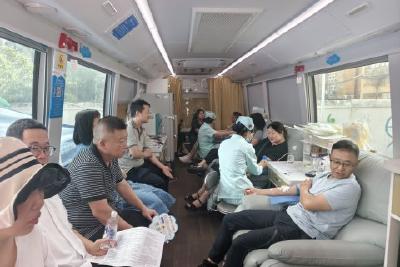 淯溪镇开展集中无偿献血活动 