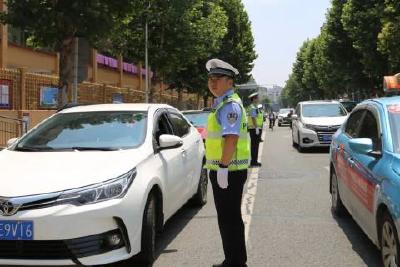 我市多部门联合为考生护航