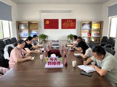 玉泉街道基层立法联系点开展“普法进企业 优化促发展”活动