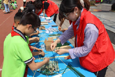 当阳市太子桥小学开展非遗文化体验活动