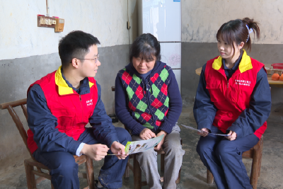 “村企共建” 清干线 志愿服务助振兴