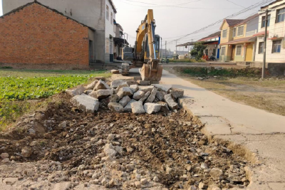 坝陵街道慈化村“道路补短板”二期工程开工
