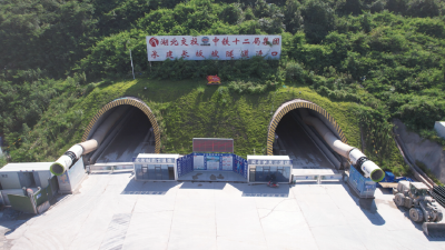 突破万米大关，当阳这条高速最新进展！