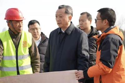 李兴兵调研项目建设、安全生产、路域环境整治等重点工作