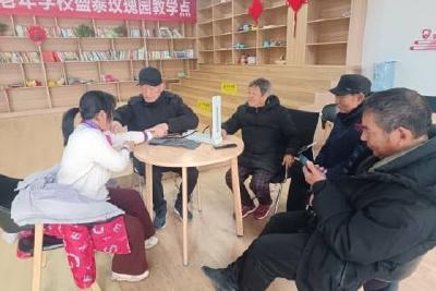 节后送上“健康礼” 邻里守望暖人心