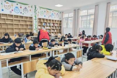 寒托暖心不打烊 锦屏山社区寒托班开班