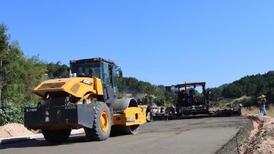英山縣農(nóng)村公路局：打通山區(qū)群眾出行最后一公里