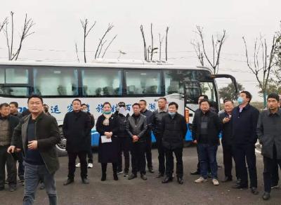  江光霞帶隊到江陵考察學(xué)習(xí)殯葬改革及公墓建設(shè)