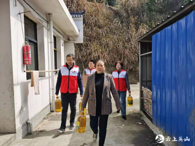 县红会积极开展学雷锋志愿服务活动