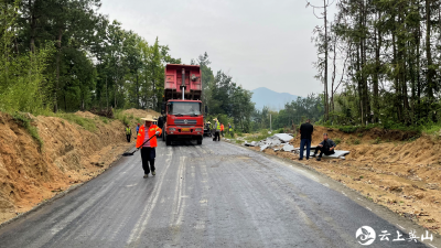 县农村公路局：建好“四好农村路” 敲开乡村“幸福门”