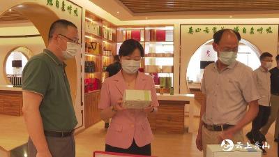 王海霞调研我县交通运输和物流仓储工作
