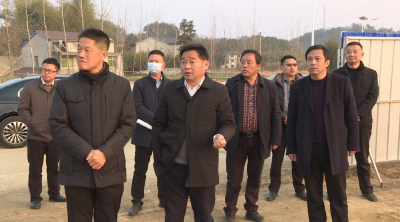 鄭光文深入工業(yè)經濟發(fā)展項目建設現場檢查指導工作