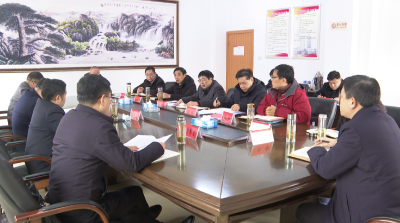 郑光文强调：兜实“三保”底线，为我县社会发展营造稳定的经济环境