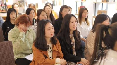 九昇城发集团举办“玫瑰书香 悦读悦美”读书活动