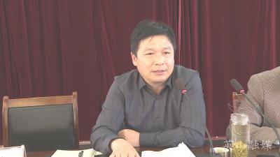 县人社局：瞄准四个定位  打造四重人社