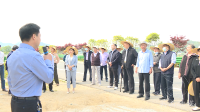 縣“四大家”離退休老干部參觀考察重點項目建設(shè)