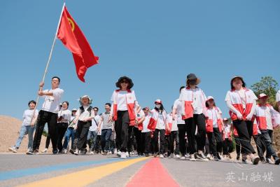 县自然资源和规划局联合县公路局开展团建活动