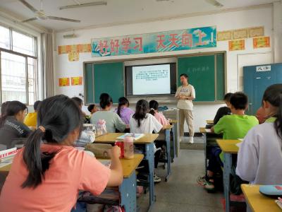 杨柳中学：磨课赛课活动促教师专业成长
