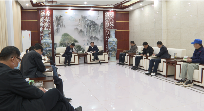 【学习宣传贯彻党的二十大精神】郑光文到企业宣讲党的二十大精神并调研指导中药材产业发展