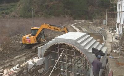 龍家坊村：用活“6+3”工作法 “共同”引得清泉來