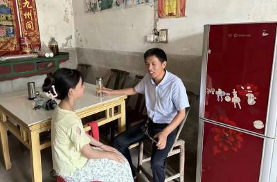 【教育之窗】县实验小学坡儿垴校区开展暑期第二轮“大走访”活动