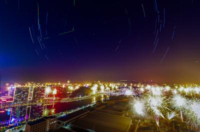 【爱我三河·行摄英山】除夕夜色美 星空下焰火璀璨