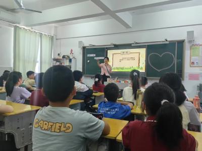 【教育之窗】县实验小学举办首届班主任“青蓝工程”师徒结对讲课比赛