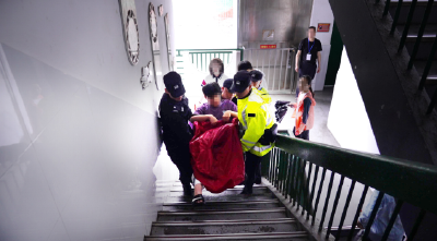 中考首场遇暴雨，武汉9.85万考生无一误考