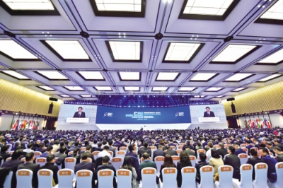 习近平致信祝贺第四届世界互联网大会开幕