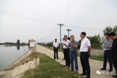 刘丰雷带队巡查湖泊水库