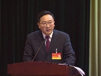 今天，枝江市新任市长宣誓就职