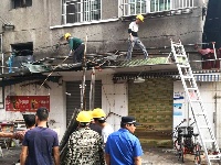 礼化路 马半路“顽疾”今晨开治
