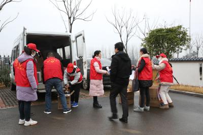 枝江市文化体育志愿服务队开展多形式志愿服务活动