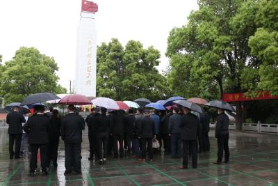 祭先烈 学党史 悟思想 市退役军人事务局开展党史学习教育