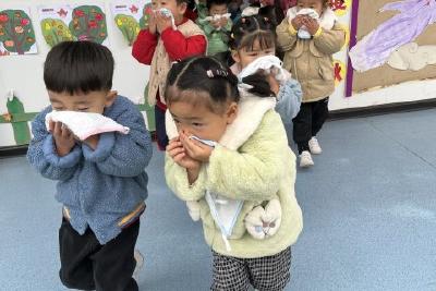 【消防宣传月】安福寺镇中心幼儿园开展消防演练活动