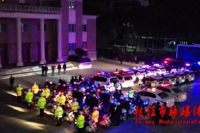 枝江警力集中“亮相” 提升群众安全感